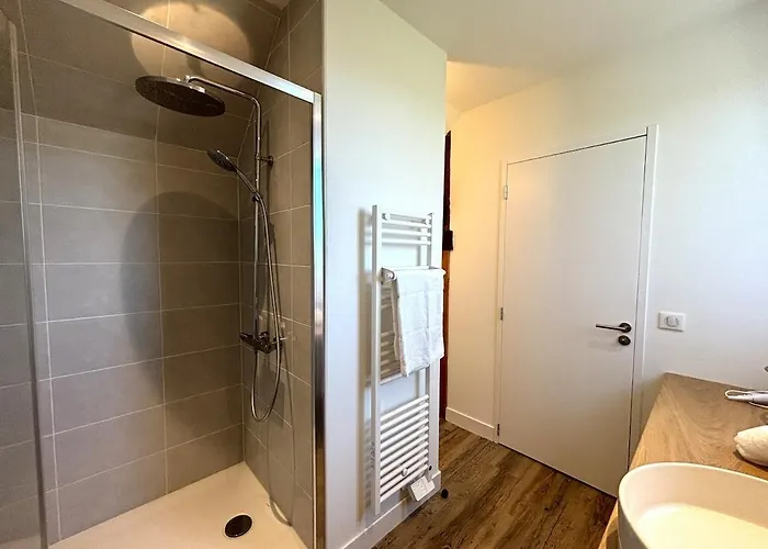 Beytan Al Couder Stylish Architect House With Ac And Private Pool, Village Center, Golf Course And Dordogne River At Easy Walk 度假居 希奥拉肯·佩里戈尔